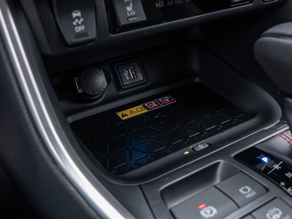 Fahrzeugansicht TOYOTA RAV 4 2.5 Plug-in Hybrid 4x4 Teamplayer - Bild 20