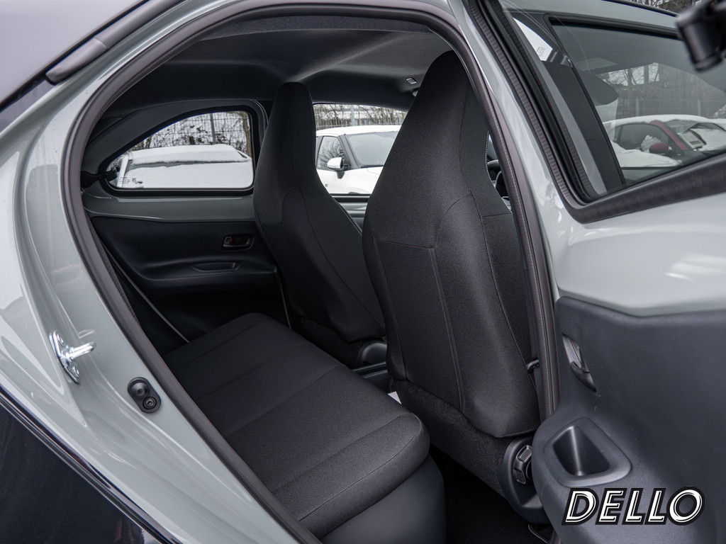 Fahrzeugansicht TOYOTA Aygo X 1.0 Teamplayer - Bild 5