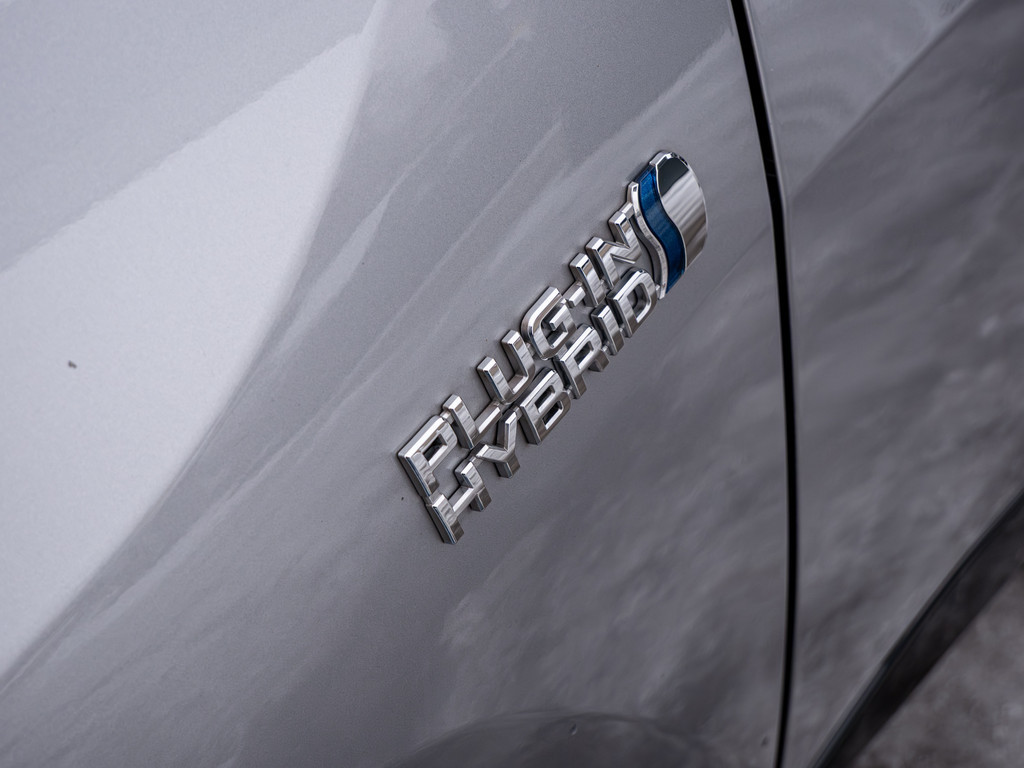 Fahrzeugansicht TOYOTA RAV 4 2.5 Plug-in Hybrid GR Sport 4x4 - Bild 4