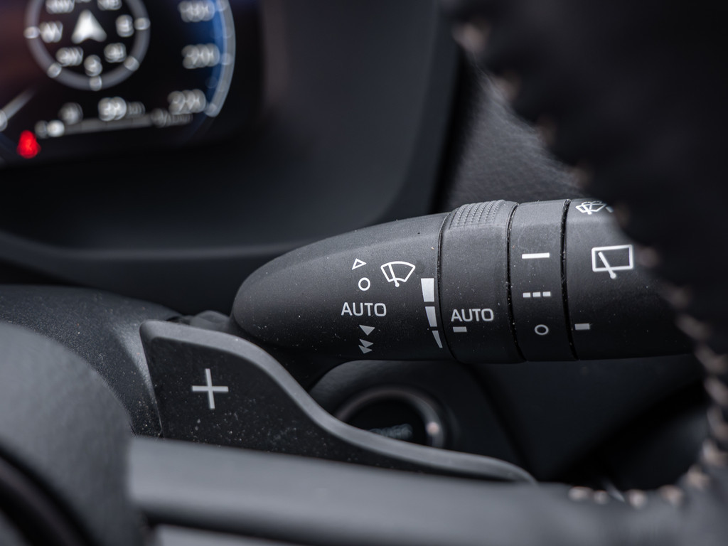 Fahrzeugansicht TOYOTA RAV 4 2.5 Plug-in Hybrid GR Sport 4x4 - Bild 28