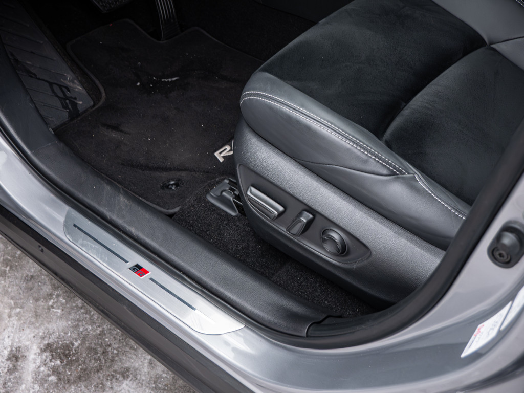 Fahrzeugansicht TOYOTA RAV 4 2.5 Plug-in Hybrid GR Sport 4x4 - Bild 38