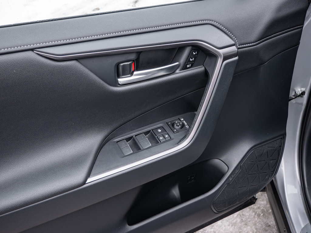 Fahrzeugansicht TOYOTA RAV 4 2.5 Plug-in Hybrid GR Sport 4x4 - Bild 39