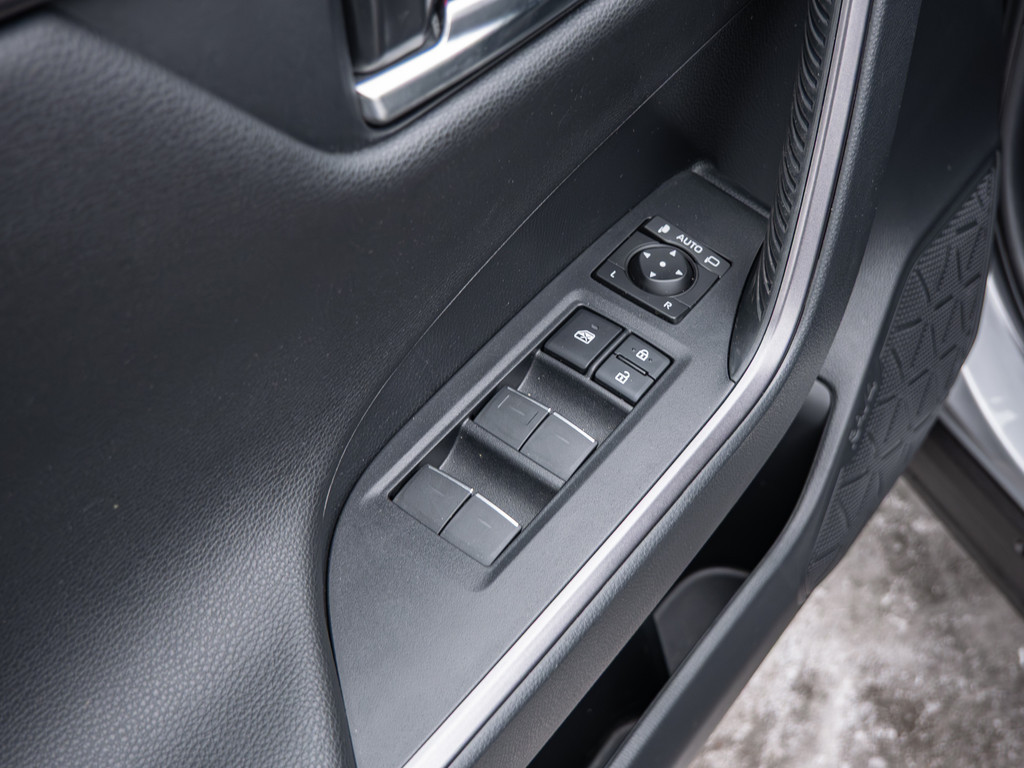 Fahrzeugansicht TOYOTA RAV 4 2.5 Plug-in Hybrid GR Sport 4x4 - Bild 40