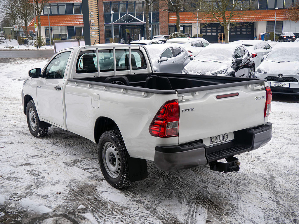 Fahrzeugansicht TOYOTA Hilux 2.4 D-4D Duty - Bild 2