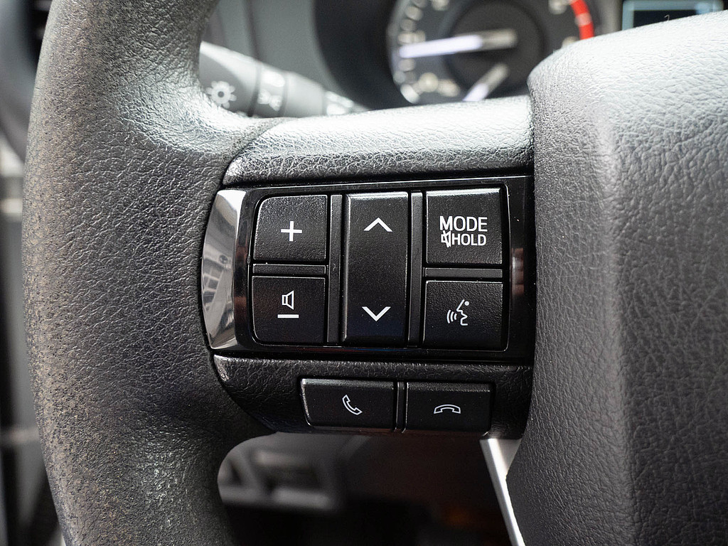 Fahrzeugansicht TOYOTA Hilux 2.4 D-4D Duty - Bild 19