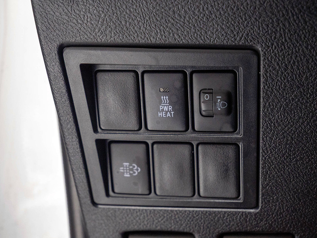 Fahrzeugansicht TOYOTA Hilux 2.4 D-4D Duty - Bild 22