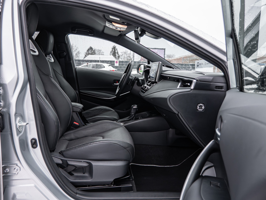 Fahrzeugansicht TOYOTA Corolla 2.0 Hybrid Lounge - Bild 6