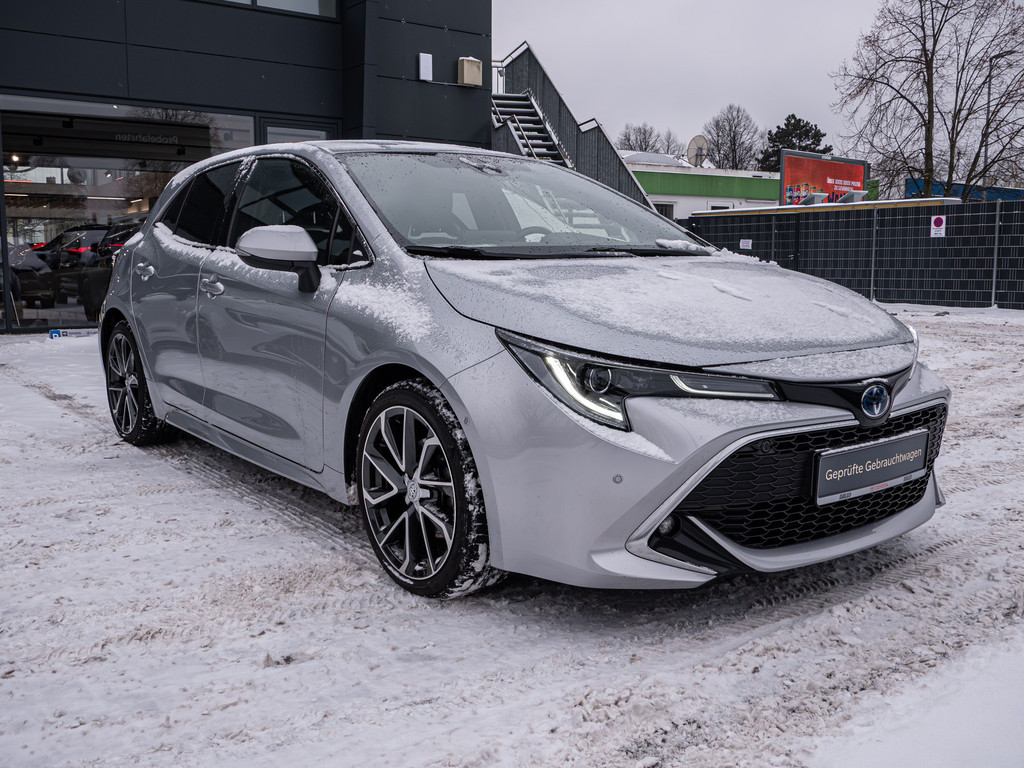 Fahrzeugansicht TOYOTA Corolla 2.0 Hybrid Lounge - Bild 23