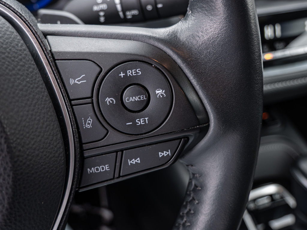 Fahrzeugansicht TOYOTA Corolla 2.0 Hybrid Lounge - Bild 27