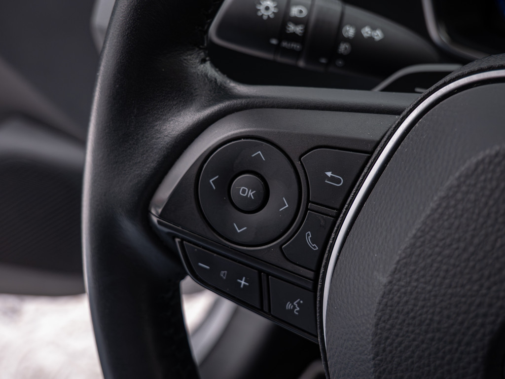 Fahrzeugansicht TOYOTA Corolla 2.0 Hybrid Lounge - Bild 29