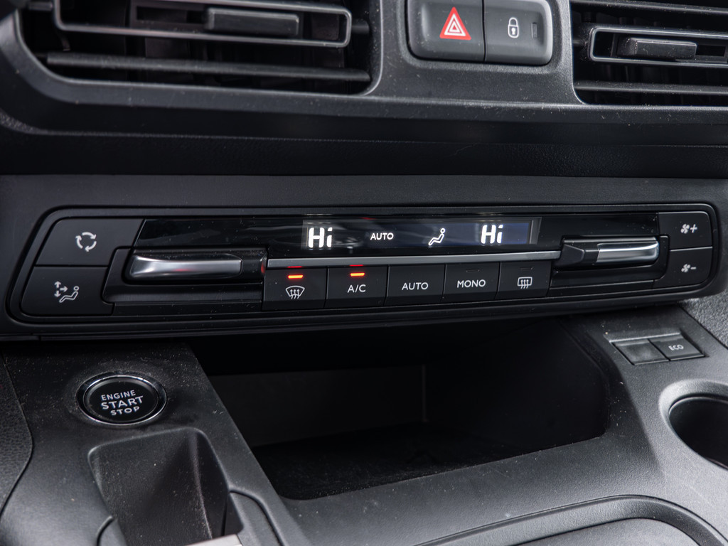 Fahrzeugansicht TOYOTA Proace City Verso 1.2 L1 Team D - Bild 10