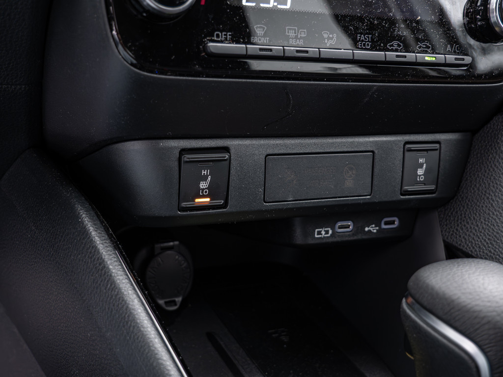 Fahrzeugansicht TOYOTA Yaris 1.5 Hybrid Teamplayer - Bild 13