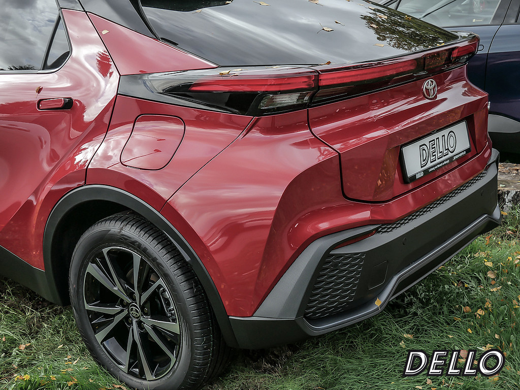 Fahrzeugansicht TOYOTA C-HR 2.0 Plug-In Hybrid FWD Team D - Bild 31