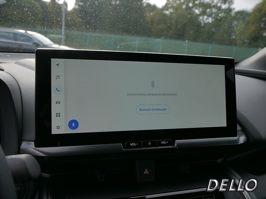 Fahrzeugansicht TOYOTA C-HR 2.0 Plug-In Hybrid FWD Team D - Bild 11