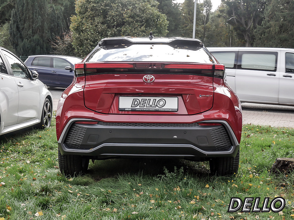 Fahrzeugansicht TOYOTA C-HR 2.0 Plug-In Hybrid FWD Team D - Bild 34