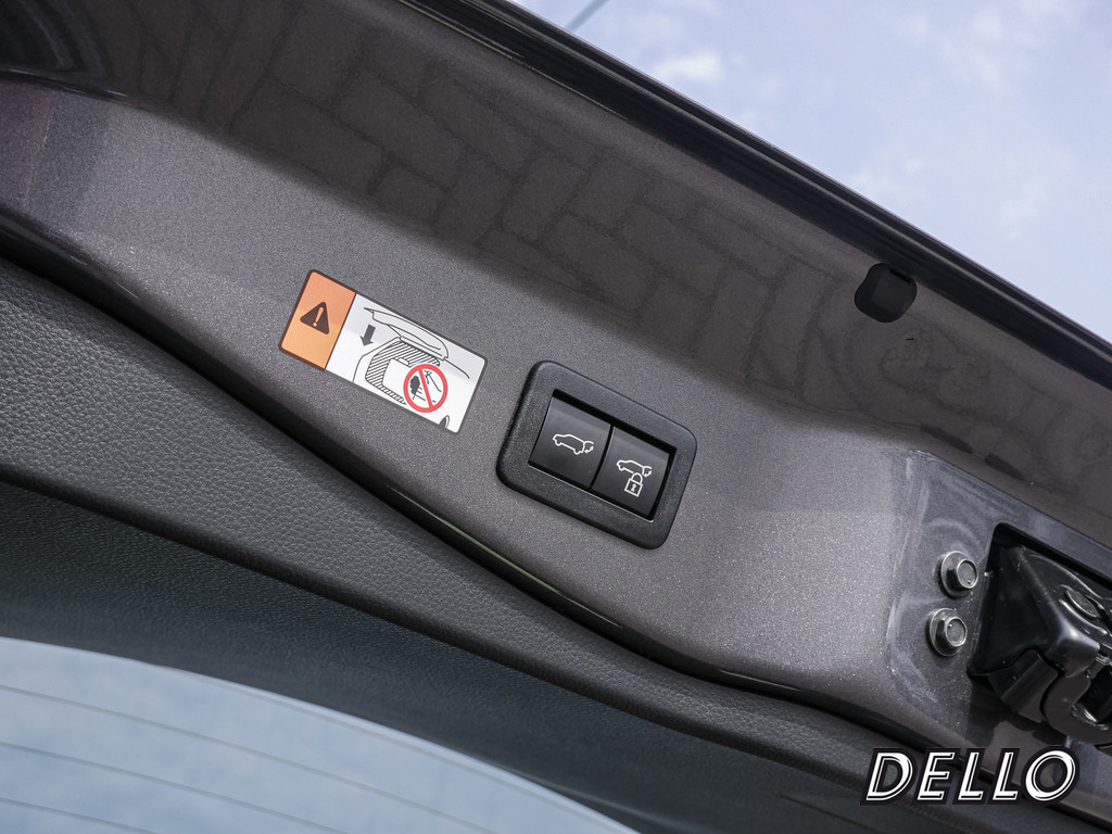 Fahrzeugansicht TOYOTA C-HR 1.8 Hybrid FWD Teamplayer - Bild 14