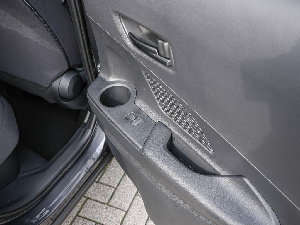 Fahrzeugansicht TOYOTA C-HR 1.8 Hybrid FWD Teamplayer - Bild 8