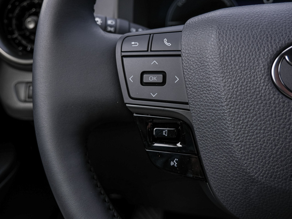 Fahrzeugansicht TOYOTA C-HR 1.8 Hybrid FWD Teamplayer - Bild 31