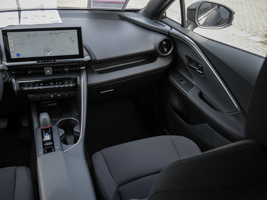 Fahrzeugansicht TOYOTA C-HR 1.8 Hybrid FWD Teamplayer - Bild 11