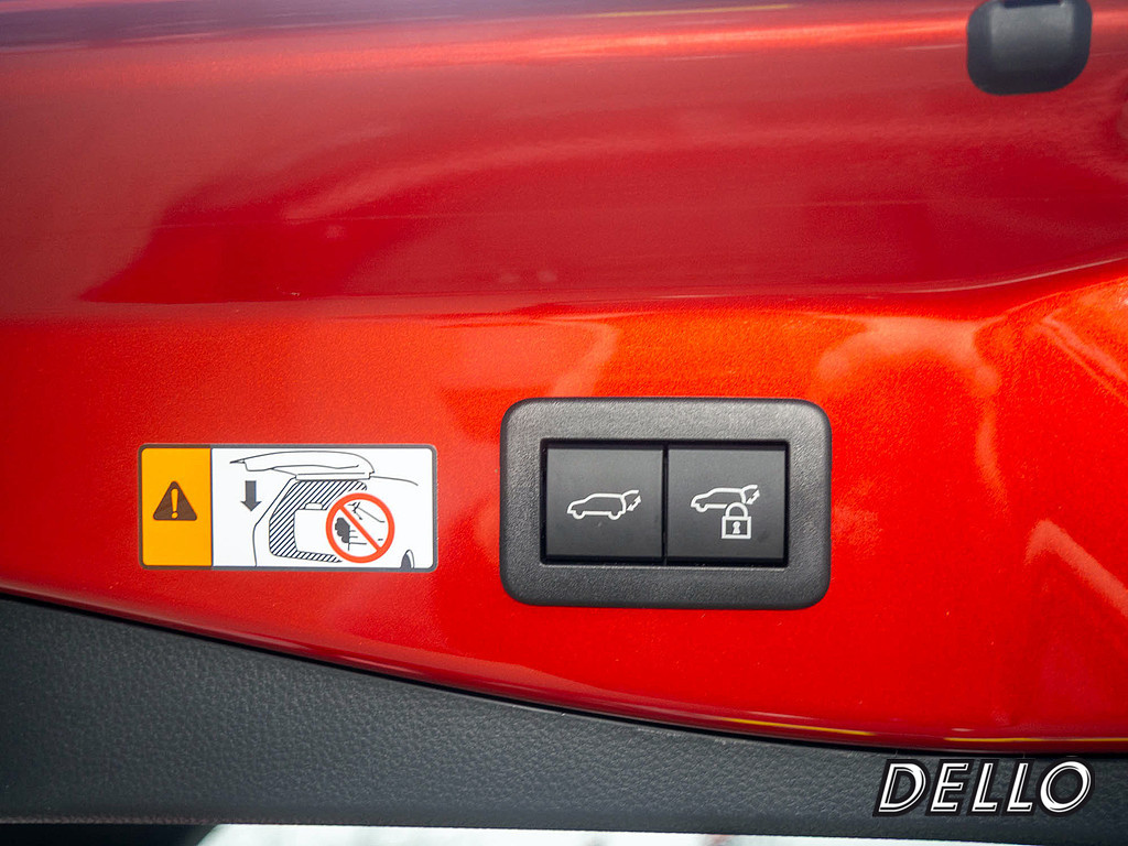 Fahrzeugansicht TOYOTA C-HR 1.8 Hybrid Teamplayer - Bild 11