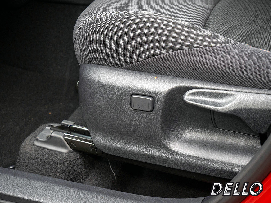 Fahrzeugansicht TOYOTA C-HR 1.8 Hybrid Teamplayer - Bild 15