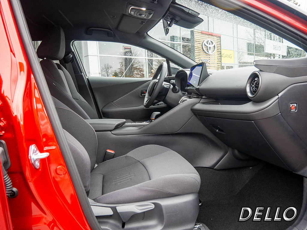 Fahrzeugansicht TOYOTA C-HR 1.8 Hybrid Teamplayer - Bild 45