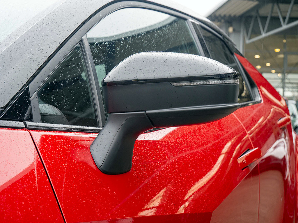 Fahrzeugansicht TOYOTA C-HR 1.8 Hybrid Teamplayer - Bild 33