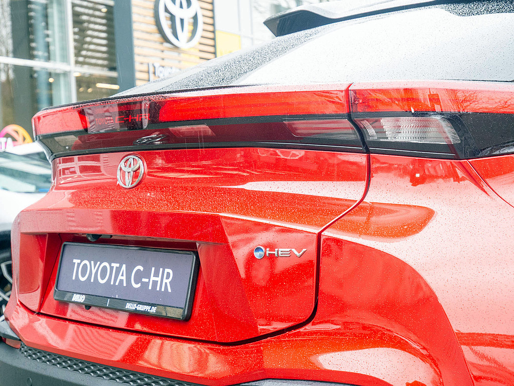 Fahrzeugansicht TOYOTA C-HR 1.8 Hybrid Teamplayer - Bild 38