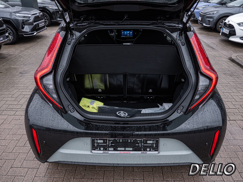Fahrzeugansicht TOYOTA Aygo X 1.0 Teamplayer - Bild 9