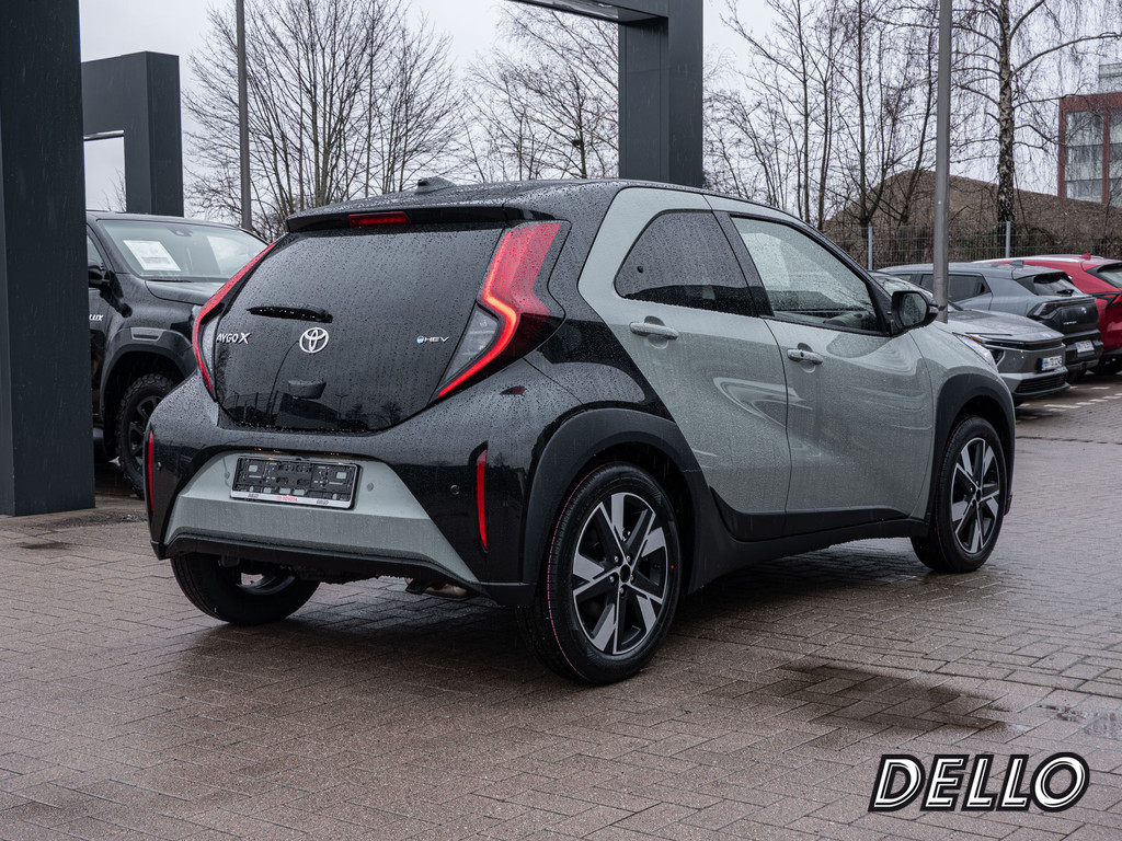 Fahrzeugansicht TOYOTA Aygo X 1.0 Teamplayer - Bild 38