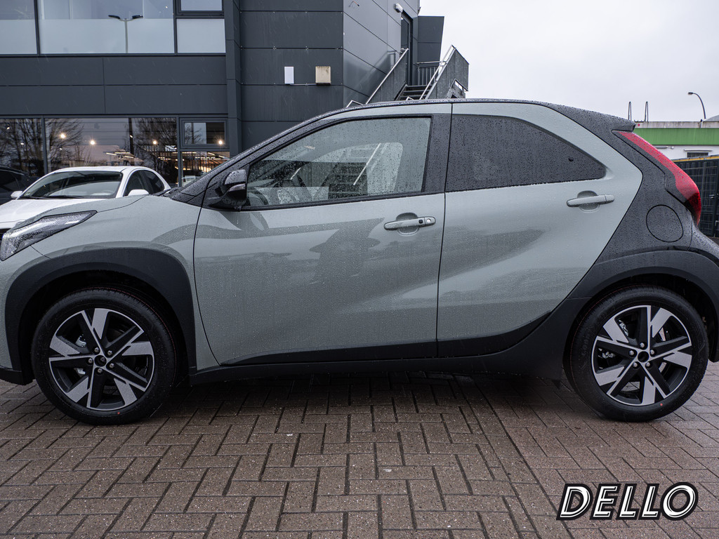 Fahrzeugansicht TOYOTA Aygo X 1.0 Teamplayer - Bild 41