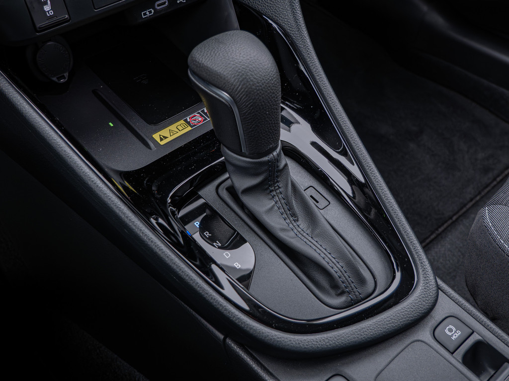 Fahrzeugansicht TOYOTA Yaris 1.5 Hybrid Teamplayer - Bild 17