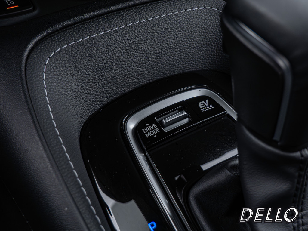 Fahrzeugansicht TOYOTA Corolla Touring Sports 2.0 Hybrid Teamplayer - Bild 18