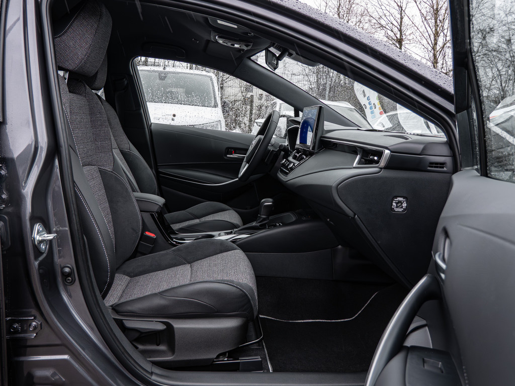 Fahrzeugansicht TOYOTA Corolla Touring Sports 2.0 Hybrid Teamplayer - Bild 3