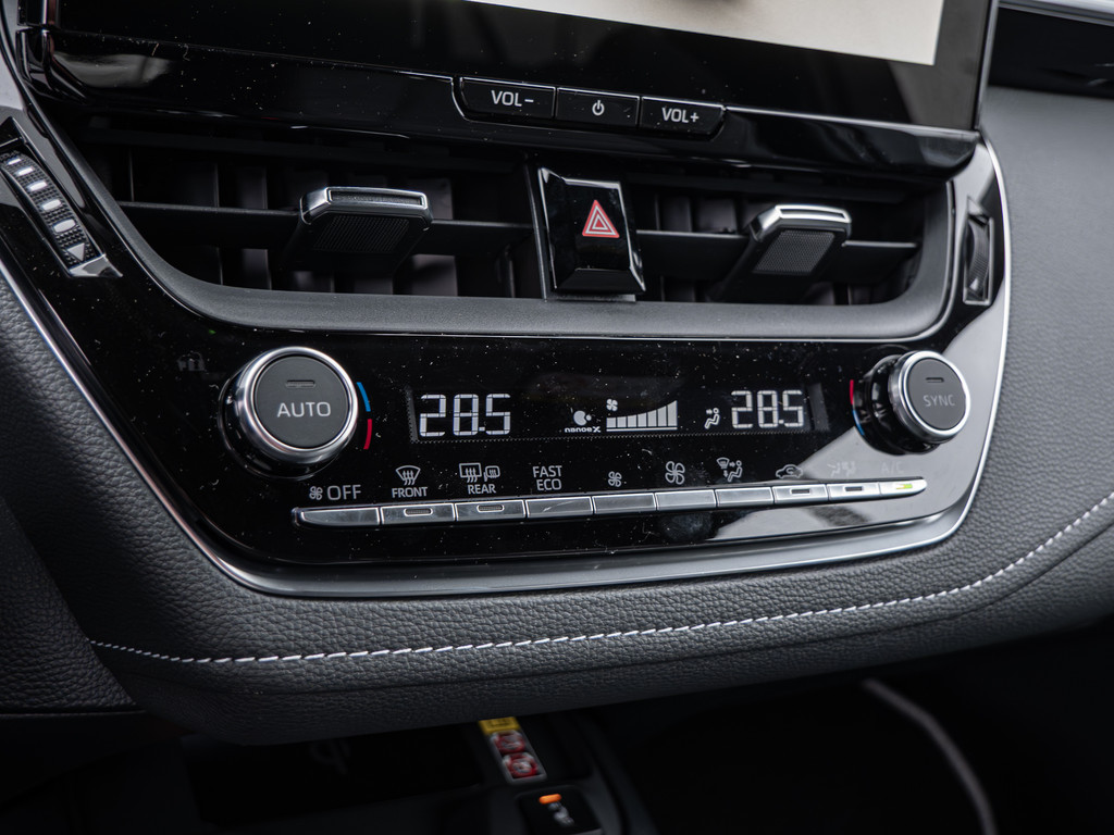 Fahrzeugansicht TOYOTA Corolla Touring Sports 2.0 Hybrid Teamplayer - Bild 16