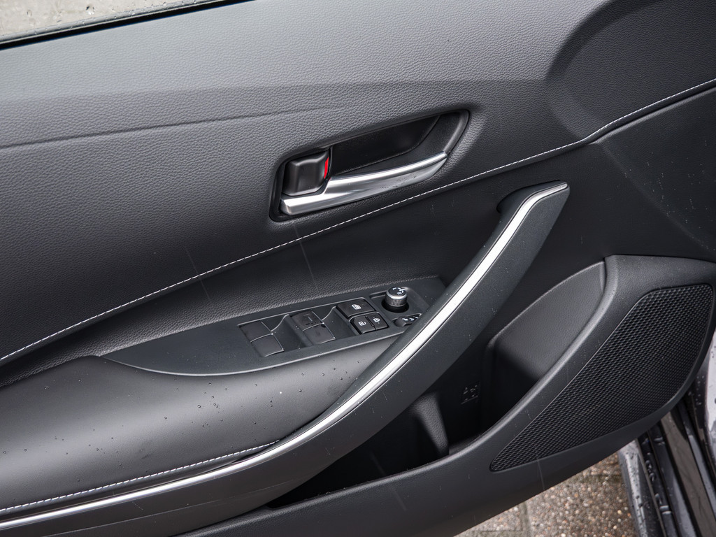 Fahrzeugansicht TOYOTA Corolla Touring Sports 2.0 Hybrid Teamplayer - Bild 31