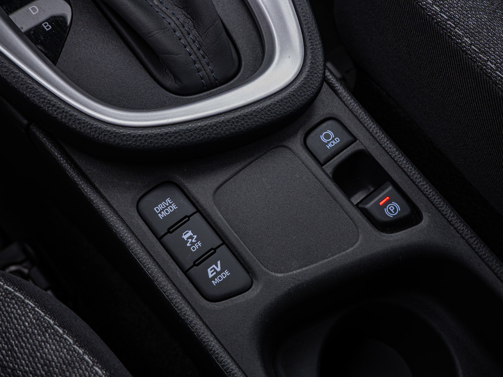 Fahrzeugansicht TOYOTA Yaris Cross Hybrid 1.5 VVT-i Team D - Bild 21