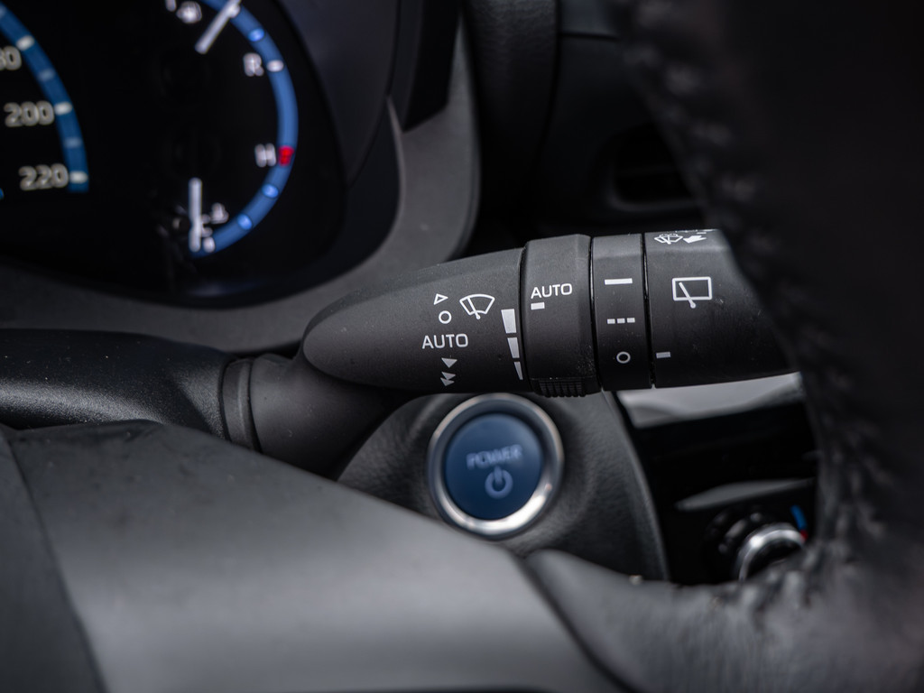 Fahrzeugansicht TOYOTA Yaris Cross Hybrid 1.5 VVT-i Team D - Bild 26