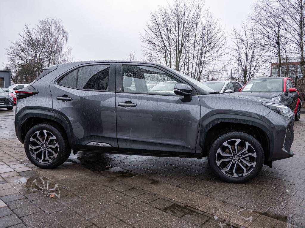 Fahrzeugansicht TOYOTA Yaris Cross Hybrid 1.5 VVT-i Team D - Bild 34