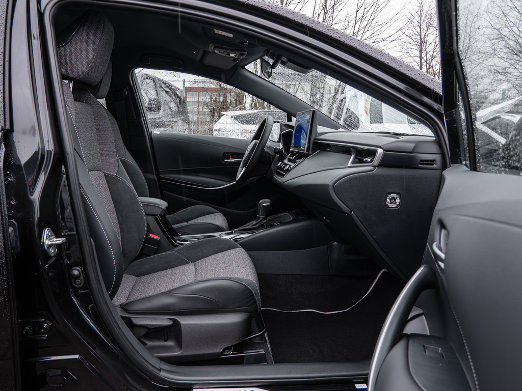 Fahrzeugansicht TOYOTA Corolla Touring Sports 1.8 Hybrid Teamplayer - Bild 4