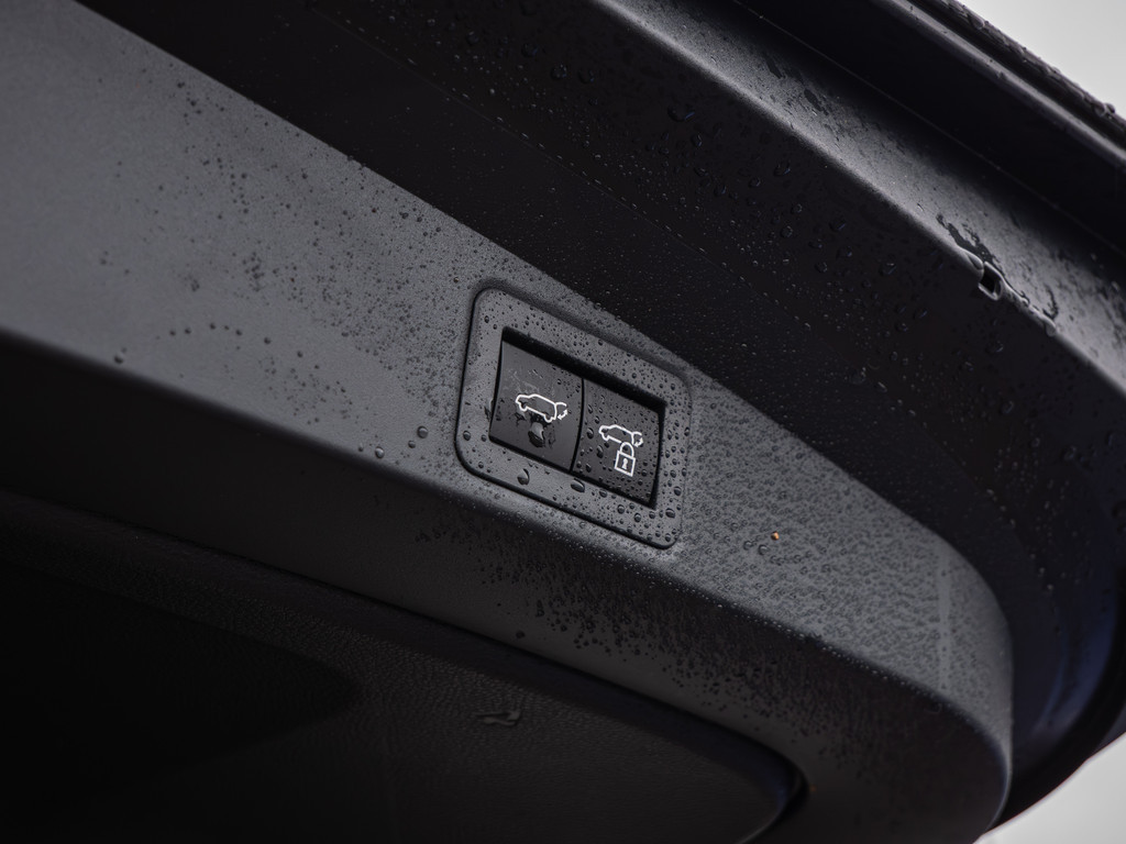 Fahrzeugansicht TOYOTA Corolla Touring Sports 1.8 Hybrid Teamplayer - Bild 10