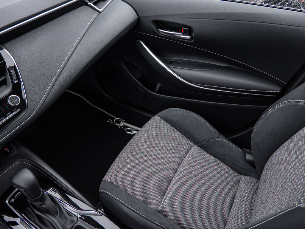 Fahrzeugansicht TOYOTA Corolla Touring Sports 1.8 Hybrid Teamplayer - Bild 20