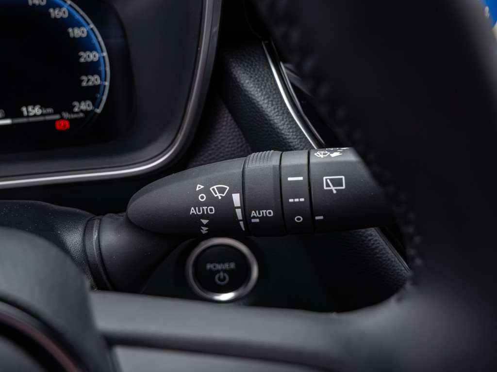 Fahrzeugansicht TOYOTA Corolla Touring Sports 1.8 Hybrid Teamplayer - Bild 24