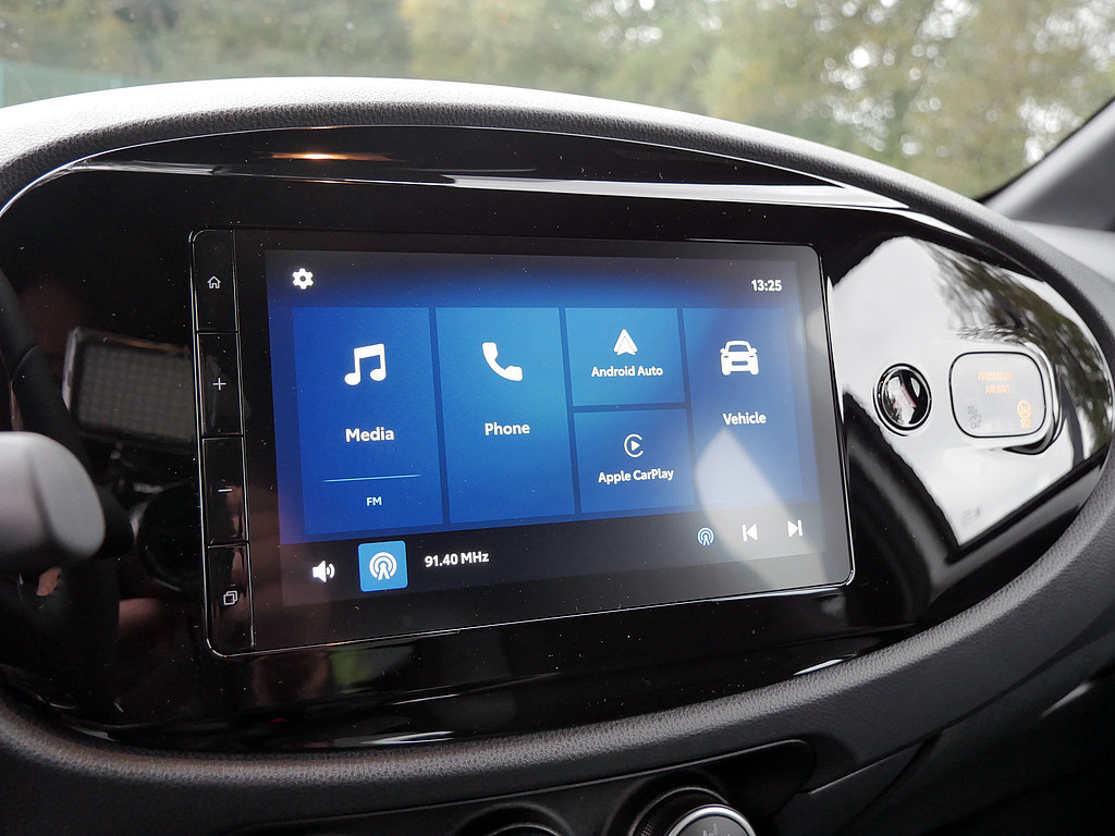 Fahrzeugansicht TOYOTA Aygo X 1.0 Play - Bild 9