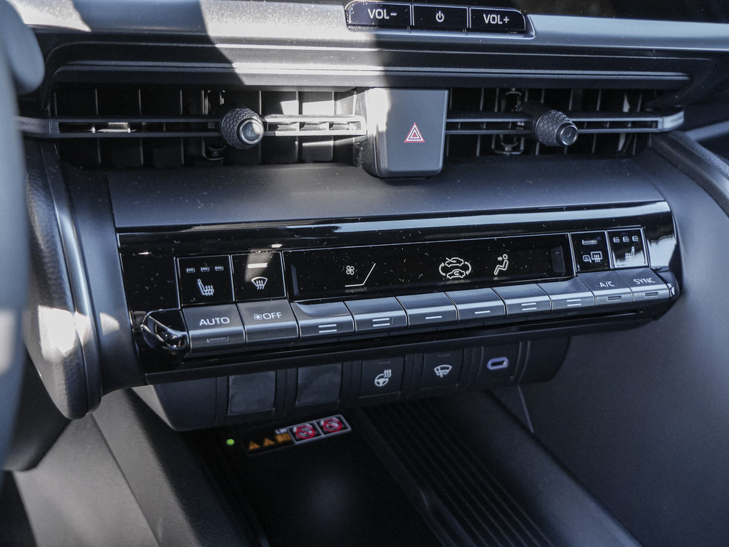 Fahrzeugansicht TOYOTA C-HR 1.8 Hybrid FWD Teamplayer - Bild 16