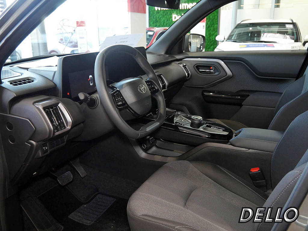 Fahrzeugansicht TOYOTA Urban Cruiser Teamplayer - Bild 6