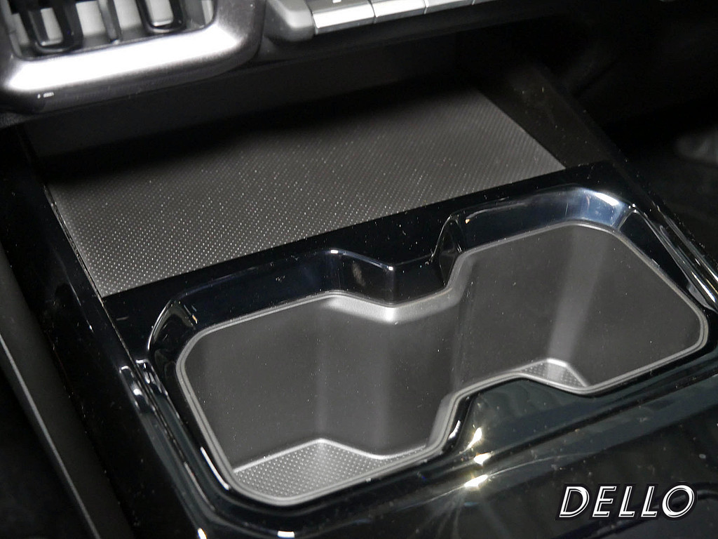 Fahrzeugansicht TOYOTA Urban Cruiser Teamplayer - Bild 24