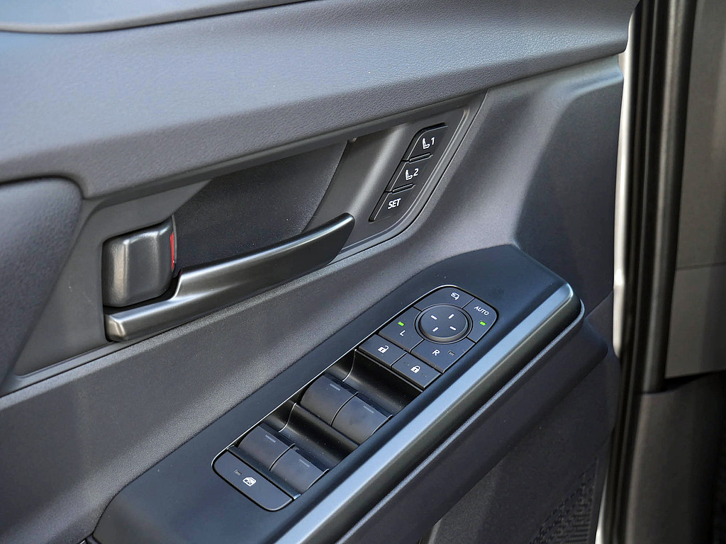 Fahrzeugansicht TOYOTA bZ4X AWD Lounge - Bild 14