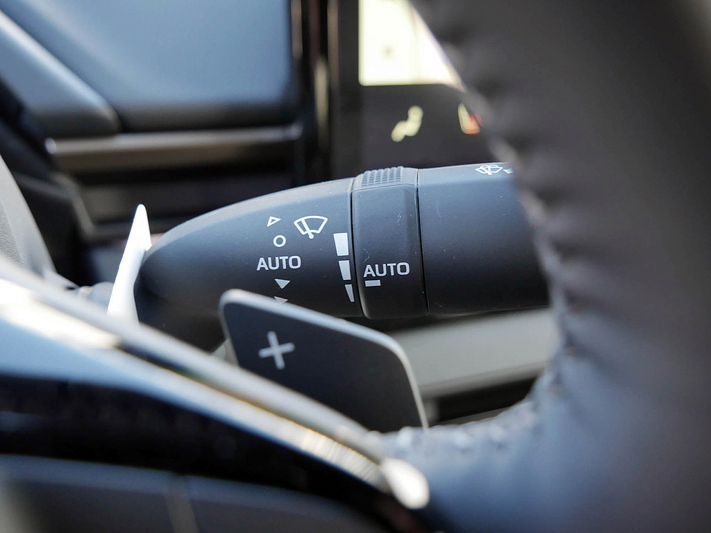 Fahrzeugansicht TOYOTA bZ4X AWD Lounge - Bild 31