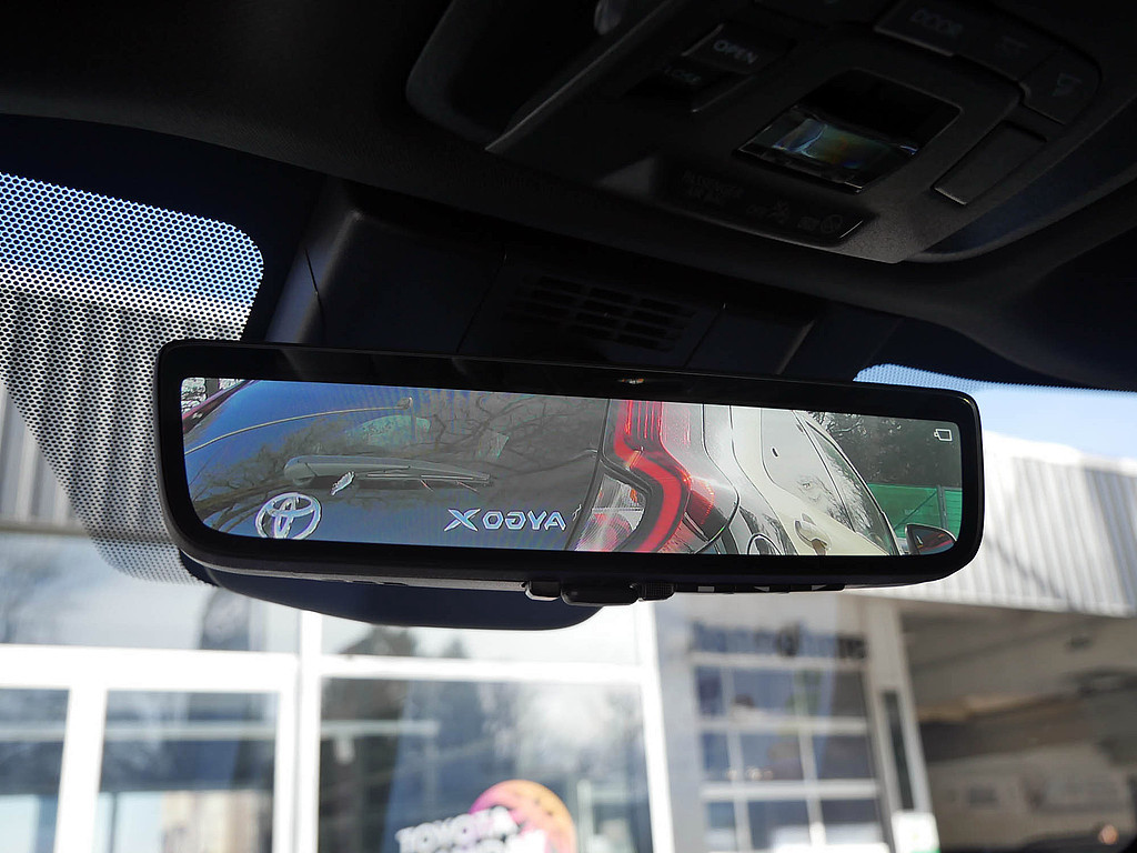 Fahrzeugansicht TOYOTA bZ4X AWD Lounge - Bild 32